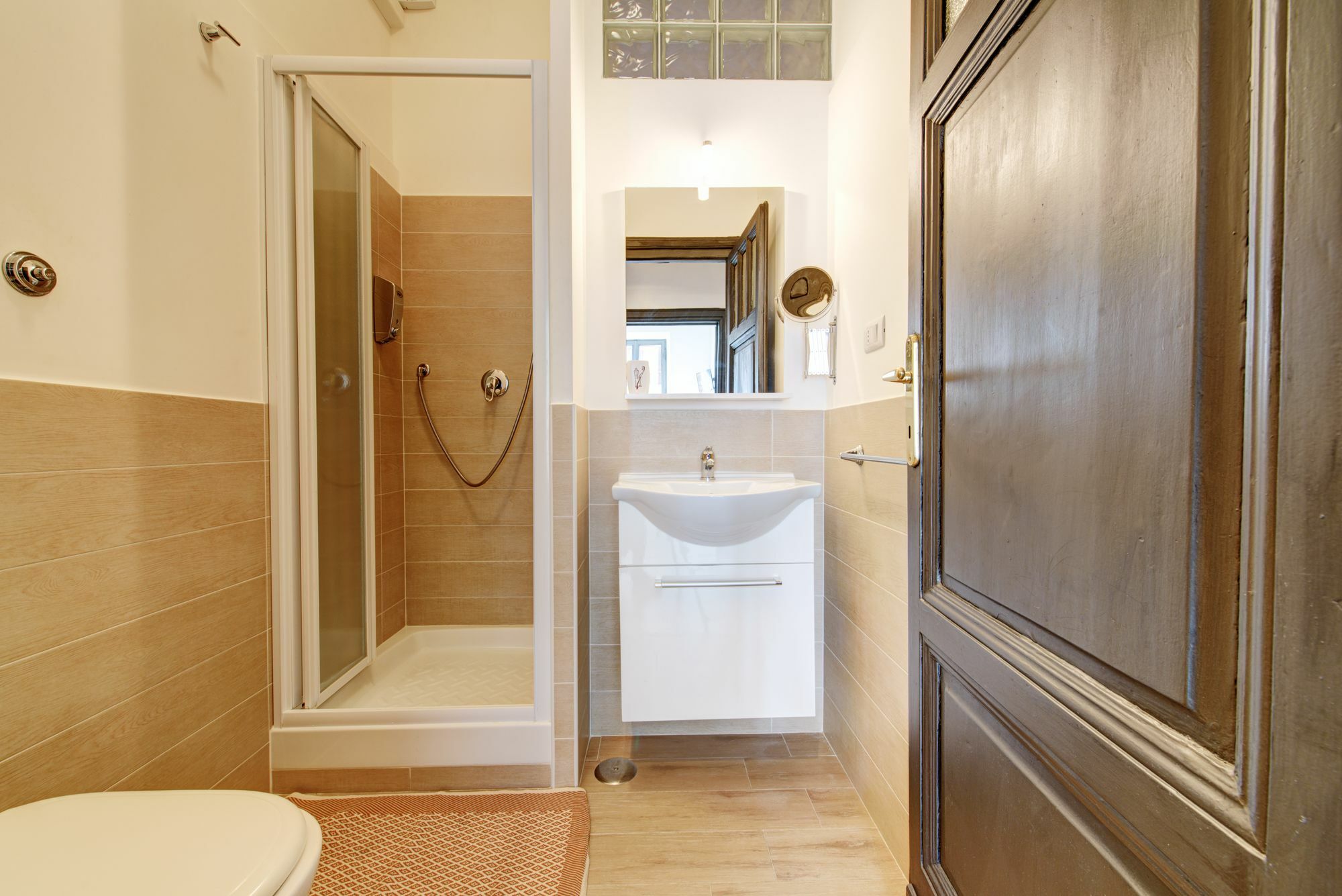 Ad Hoc Guest House Rome Bagian luar foto