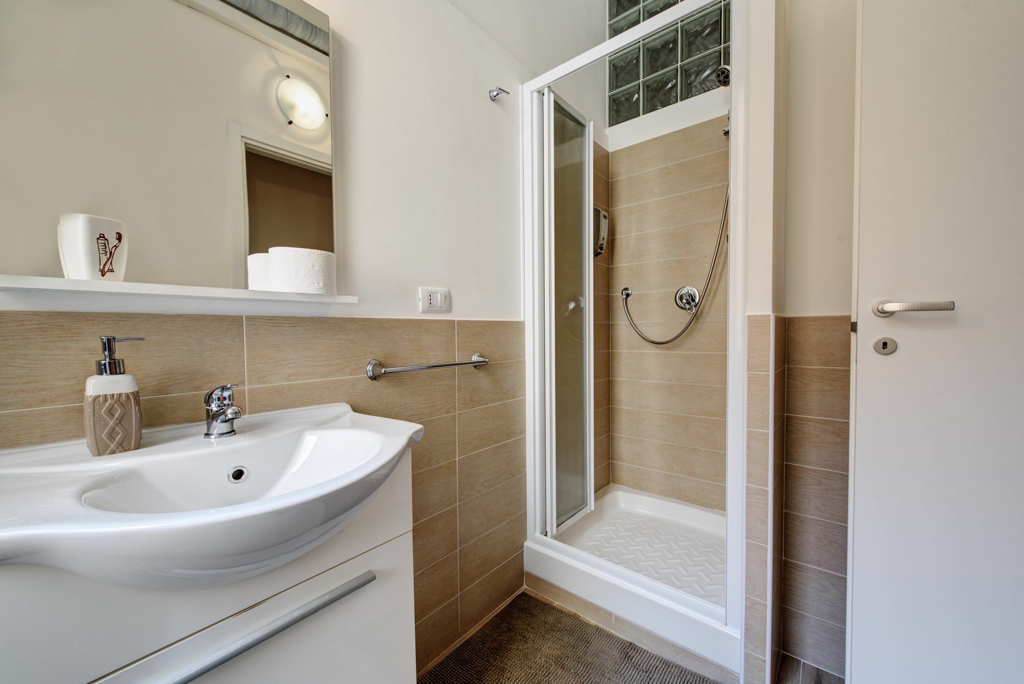 Ad Hoc Guest House Rome Bagian luar foto